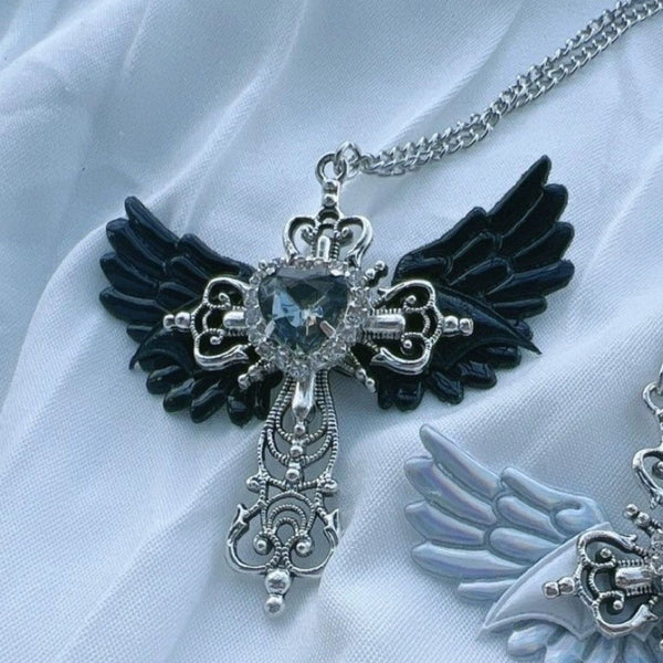 Cross pendant rhinestone metal chain necklace