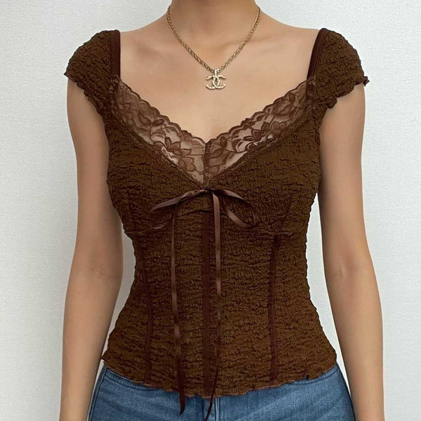 Textured cap sleeve lace hem solid backless top