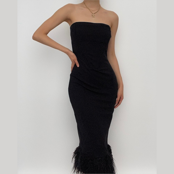 Sleeveless solid feather backless tube dress
