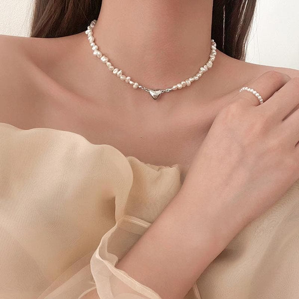 Faux pearl irregular Choker necklace