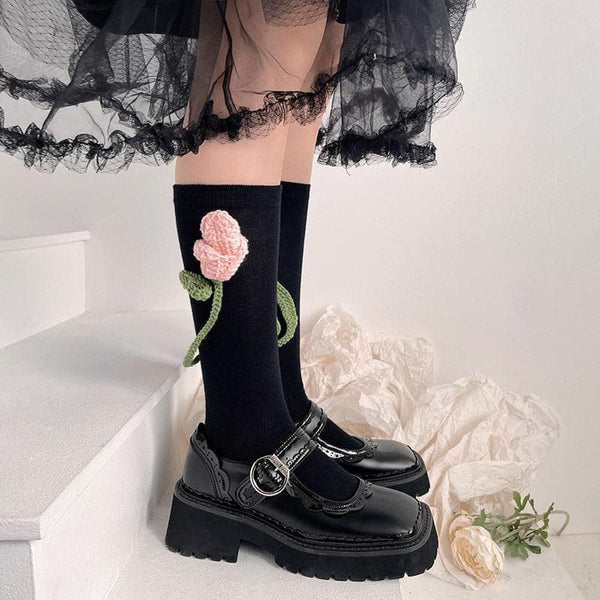 Flower applique medium long socks
